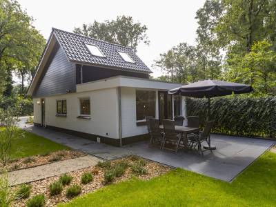 Bos Bungalow met Hottub & Sauna | 6 personen