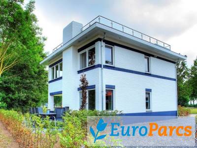 Grote accommodatie Villa 10 - EuroParcs Bad Hoophuizen