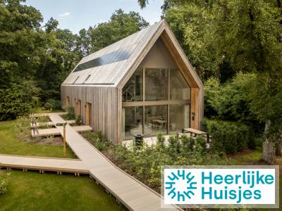 6 persoons unieke lodge gelegen aan de bosrand in Heusden-Zolder