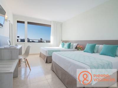 Hotel Lloret Santa Rosa Tweepersoonskamer + logeerbed - Balkon - Ontbijt inbegrepen