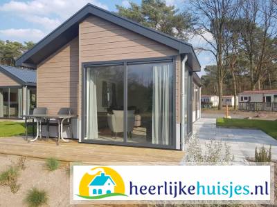 Chalet voor 4 personen op waterrijk park