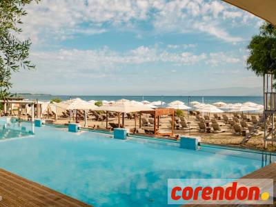 Cavomarina Beach
