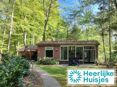 4 persoons vakantiehuis met heerlijke privé buitenspa en sauna in de bossen op de Veluwe.