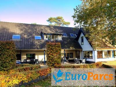 Grote accommodatie Villa 12 - EuroParcs Beekbergen