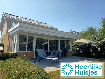 Modern 4-persoons vakantiehuis met sauna aan de Maasplassen nabij Roermond in Limburg