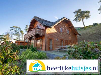 Luxe 10 persoons vakantiehuis gelegen op prachtig vakantiepark in Zuid-Limburg