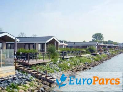 Chalet Pavilion Waterfront 6 - EuroParcs Markermeer