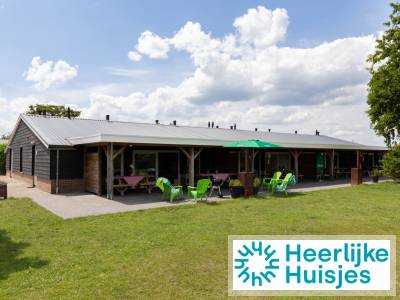 Mooi 14 persoons vakantiehuis op een boerderijcamping in Goirle