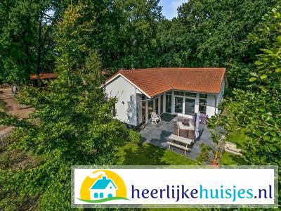 Prachtig 12 persoons groepsaccommodatie met hottub in Noord Brabant