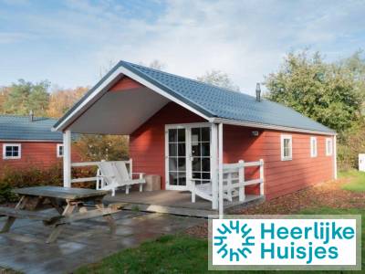 6 persoons chalet op een vakantiepark met buitenzwembad