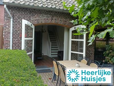 6 persoons vakantiehuis in een historische Boerderij op camping in Lottum, Noord Limburg