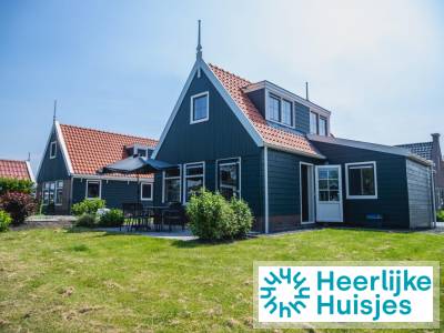 Comfortabele 6-persoons woning in oud-Hollandse stijl op vakantiepark in Noord-Holland