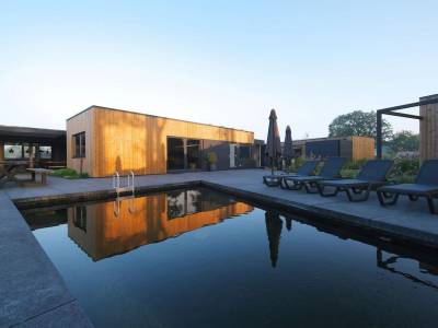 Hofresidentie Amalia met hottub & sauna | Privé zwemvijver | 20 pers.