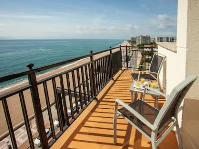 Hotel Horitzó Eenpersoonskamer - Balkon - Ontbijt inbegrepen