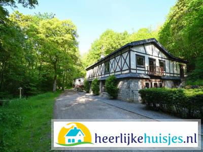 Luxe 18 persoons wellness-groepsaccommodatie in de Ardennen.