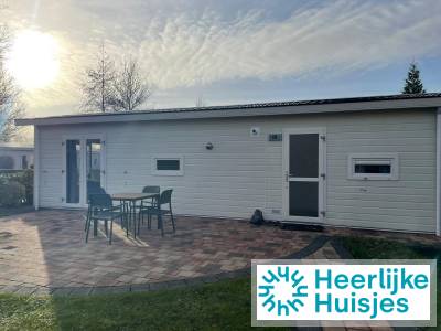 Knus 2+2 persoons chalet op vakantiepark Buitenhuizen nabij Amsterdam