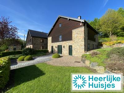 Ruime 15-persoons groepsaccommodatie met hottub in Francheville, nabij Spa