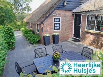 6 persoons appartement met drie slaapkamers in het centrum van Giethoorn