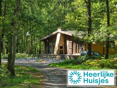 Geschakeld chalet voor 4 volwassenen en 2 kinderen op Village de Vacances Oignies