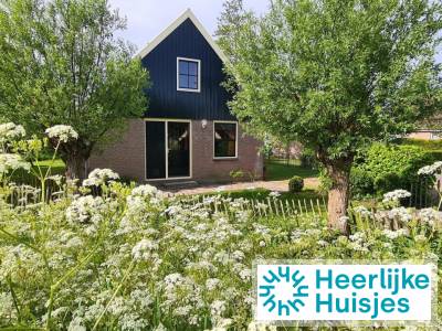 Rustig 6-persoons vakantiehuis met omheinde tuin en houtkachel nabij Noordzeekust
