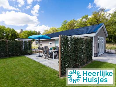 Luxe 6-persoons vakantiehuis met buitenspa op Recreatiepark Beekbergen in de Veluwe