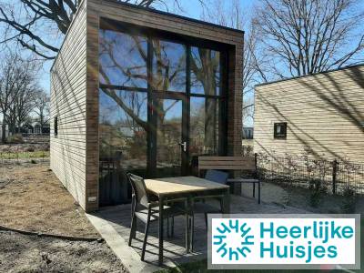Tiny House voor 2 personen op vakantiepark Bad Hoophuizen aan het Veluwemeer