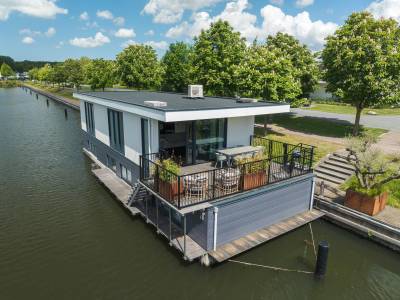 Woonark Nr. 709 | 8 Pers.