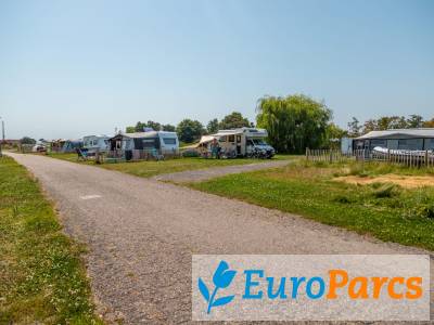 Kampeerplaats Comfort plaats - EuroParcs Camping en Jachthaven Uitdam