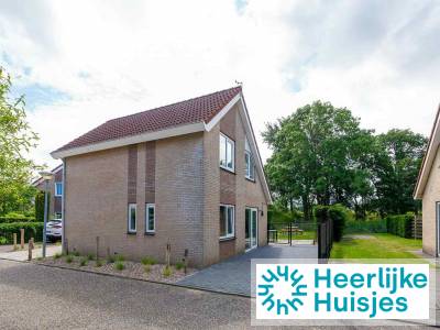 Sfeervol 5-persoons vakantiewoning op loopafstand van het strand in Ouddorp, Zuid-Holland