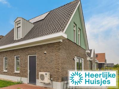 Vrijstaande vakantiewoning voor 6-personen met aanlegsteiger in Noord-Holland