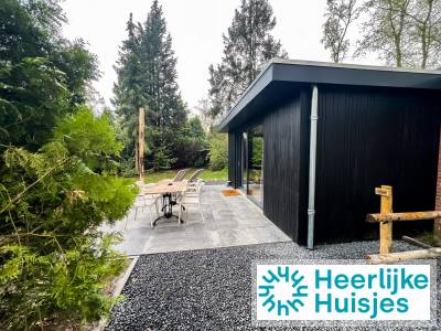 Vrijstaand 4 persoons vakantiehuis (Drents geluk) met Hottub en Houtkachel
