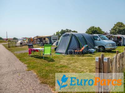 Kampeerplaats Comfort plaats XL - EuroParcs Camping en Jachthaven Uitdam