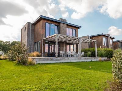 Maas Villa Waterzicht | 8 personen