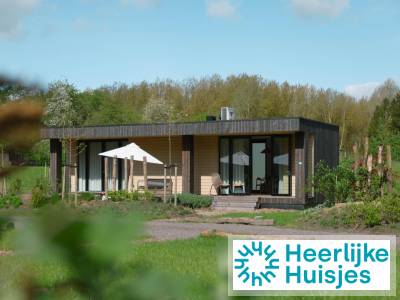 Luxe lodge met hottub voor 2 personen in Zeewolde, te midden van de natuur