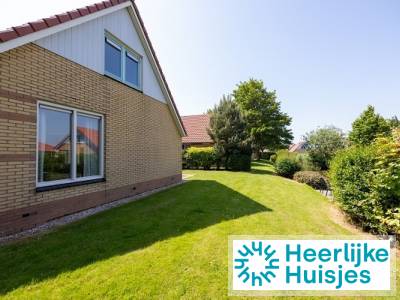 8 persoons vakantiehuis met tuinkamer en houtkachel op vakantiepark IJsselhof