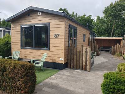 J 087