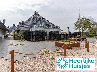 Appartement met Havenzicht, gelegen aan het Sneekermeer
