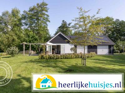 Exclusief vier persoons vakantiehuis op toplocatie in Giethoorn!