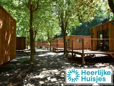 Comfortabele 6 persoons lodge op vakantiepark Hameau de lOurthe in Houffalize