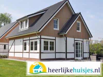 Prachtig 10 persoons vakantiehuis op vakantiepark Limburg in Susteren