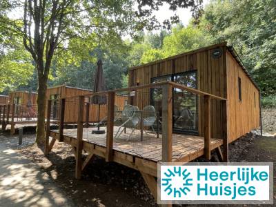 2 persoons lodge op vakantiepark Hameau de lOurthe in Houffalize