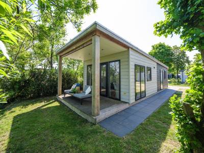 River Lodge Wellnesshuus met bubbeltub, sauna, ligbad en sunshower | 2 pers.