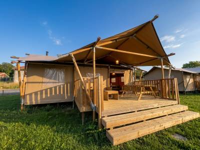 Dreamer 40 - Sleeps 5