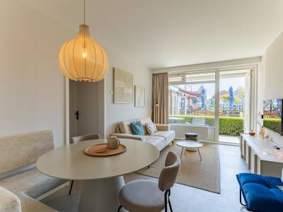 Kurhaus Residence Zoutelande | Luxe Verblijf aan Zee met eigen terras en privΓ© sauna | Nieuwstraat 1 - app. nr 4